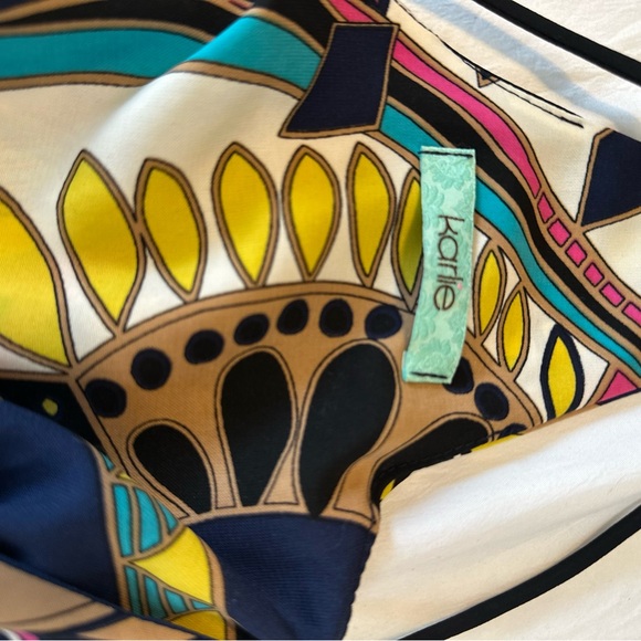 Karlie Multicolor Geometric Halter Top - Picture 3 of 3